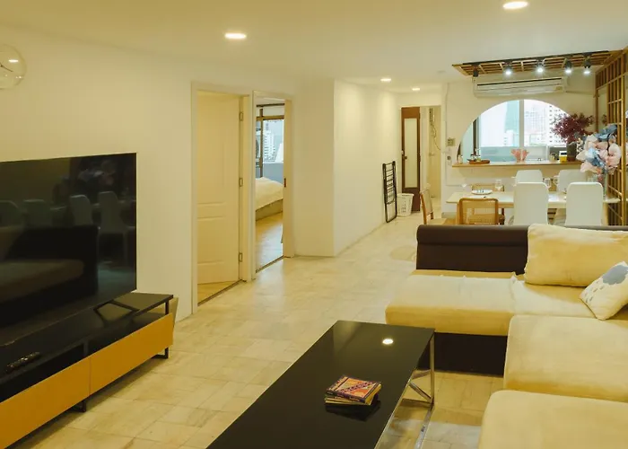 Apartment Big Unit For 8 People, Center Silom